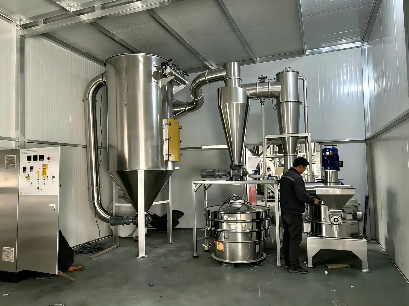 Descifrando el código de bloqueo de sabor: Xingshengwei Machinery revela el misterio de trituración a baja temperatura del molinillo superfino de condimentos de especias
